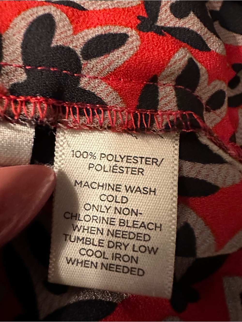 Red/Black Geometric Print Button-Down Blouse - LOFT XL - Picture 5 of 5